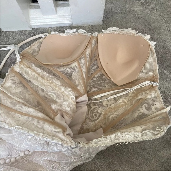 Essense of Australia Ivory Sheer Corset Linear Beading Wedding Dress D2366 Sz 12 - Picture 8 of 11